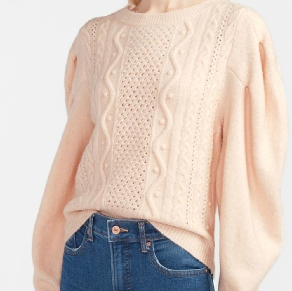 Express NWT Cable Knit Puff Sleeve Cream Sweater Size Small #1081
